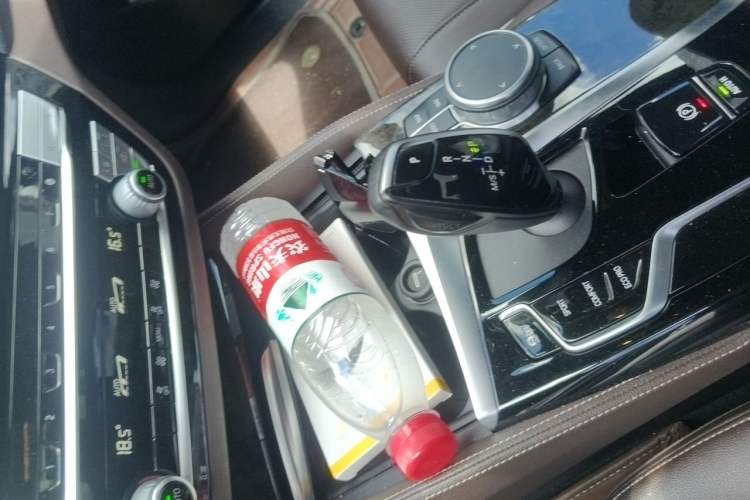 Used BMW 5 Series 2022 525Li M Sport Package Gear Lever