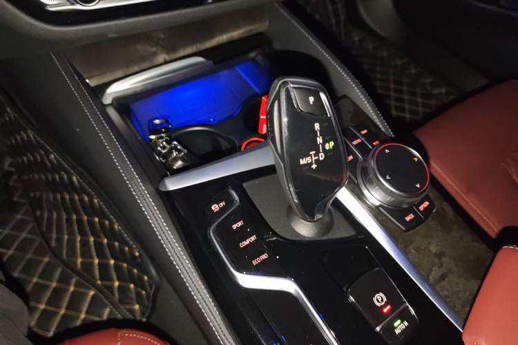 Used BMW 5 Series 2022 525Li M Sport Package Gear Lever
