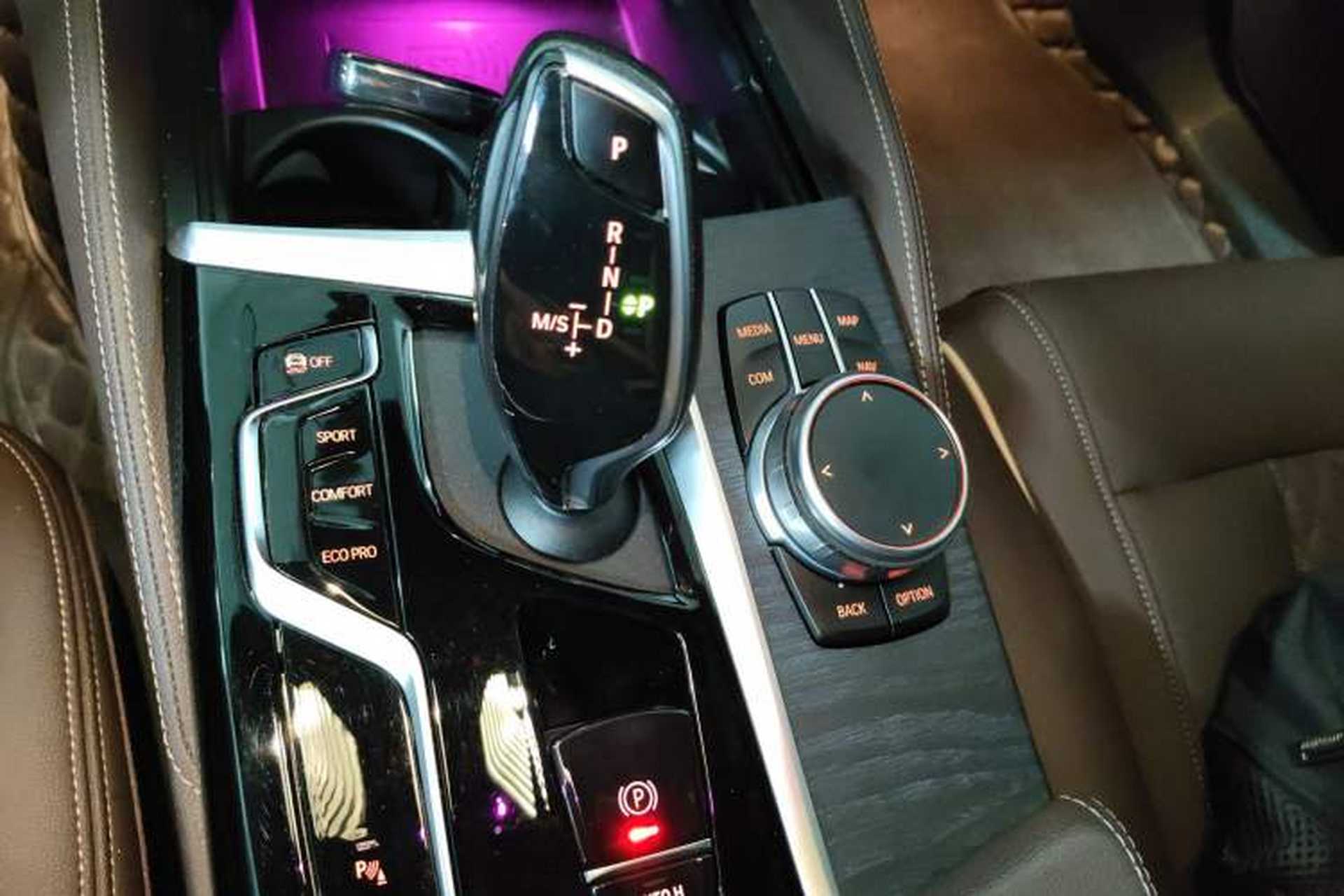 Used BMW 5 Series 2022 Restyled 530Li Leading Edition M Sport Package Gear Lever