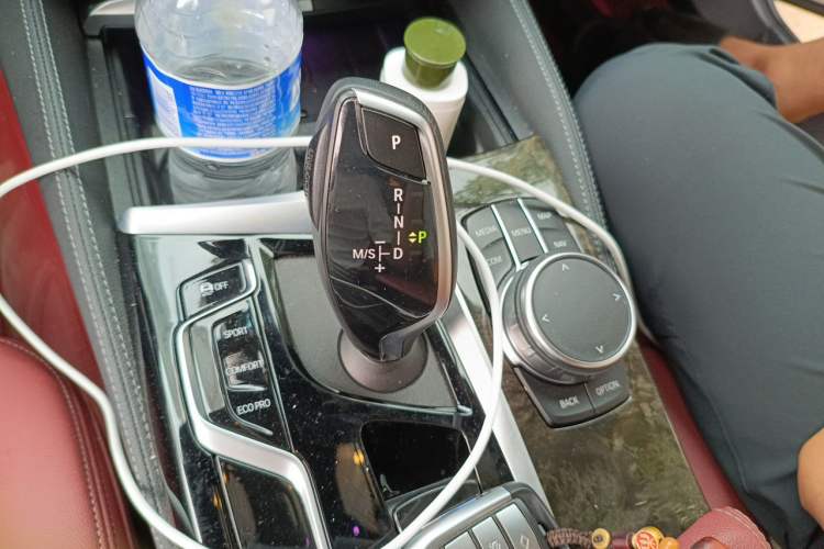 Used BMW 5 Series 2022 Second Facelift 525Li M Sport Package Gear Lever