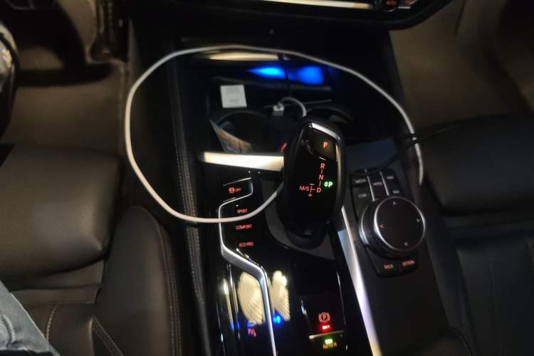 Used BMW 5 Series 2022 530i M Sport Package Gear Lever