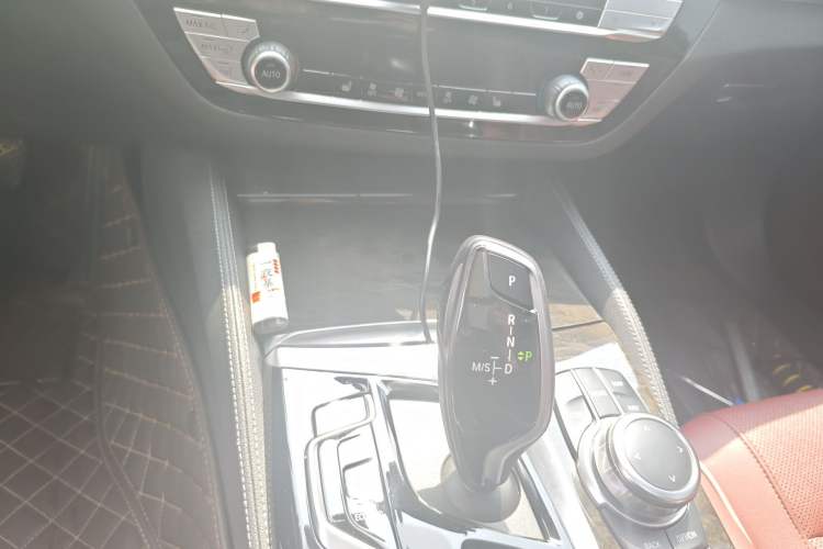 Used BMW 5 Series 2022 Restyled 530Li Leading Edition M Sport Package Gear Lever