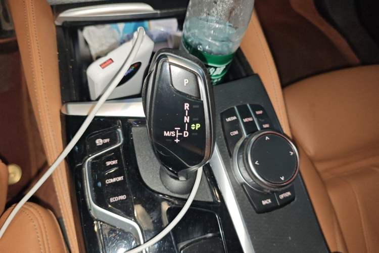 Used BMW 5 Series 2022 Restyled 525i M Sport Package Gear Lever