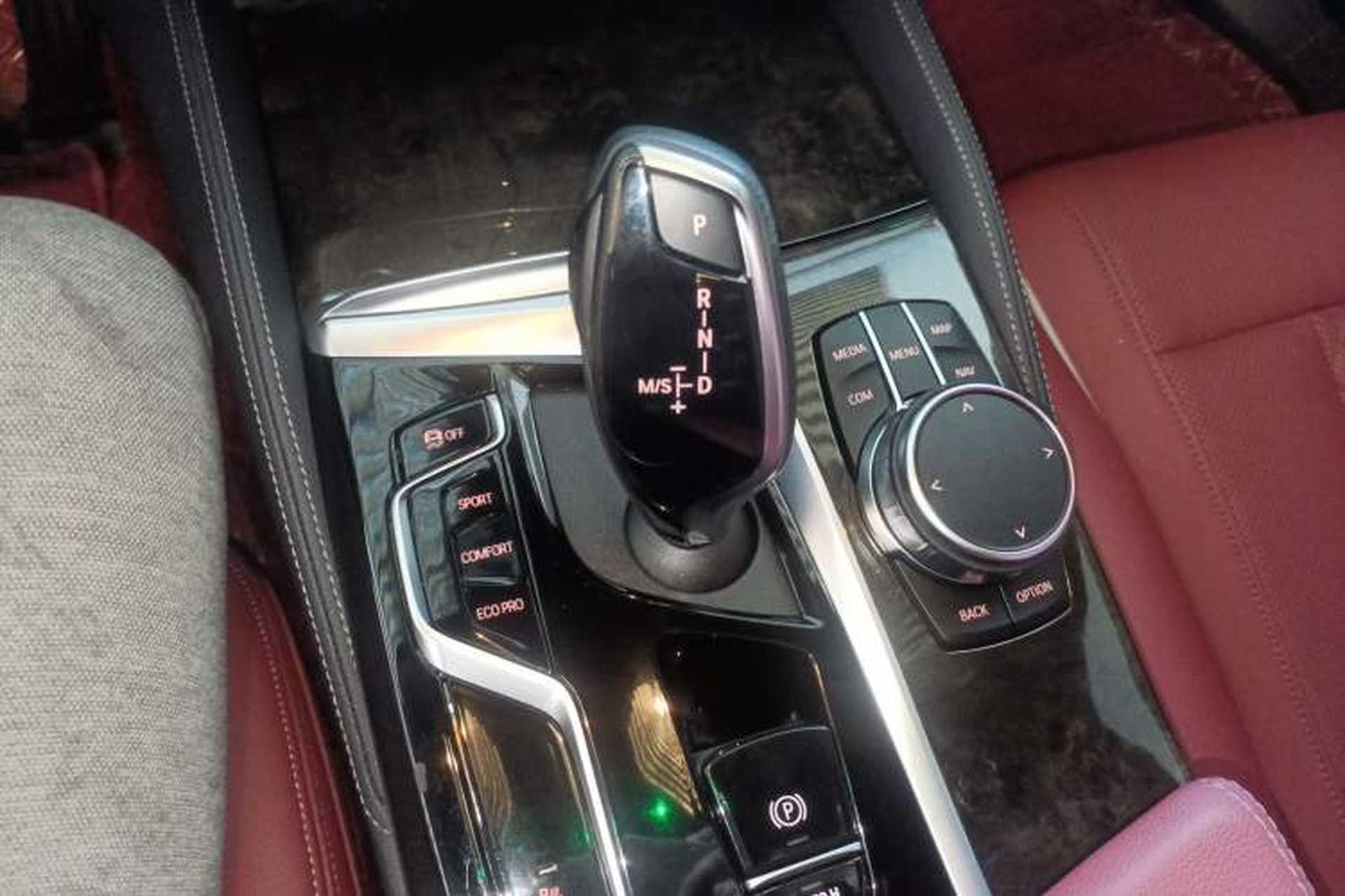 Used BMW 5 Series 2022 Second Facelift 525Li M Sport Package Gear Lever