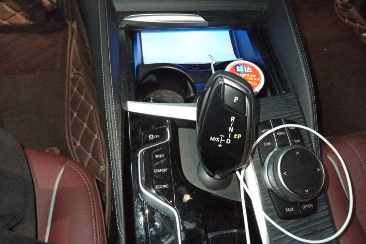 Used BMW 5 Series 2022 530Li Leading Model M Sport Package Gear Lever