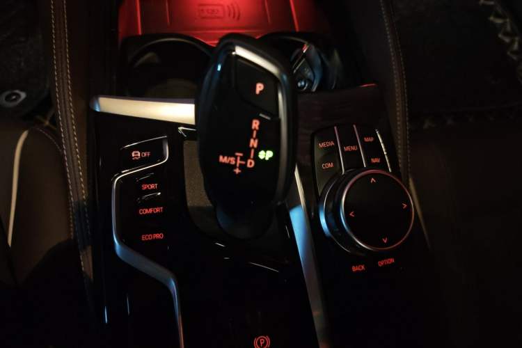 Used BMW 5 Series 2022 Restyled 525Li M Sport Package Gear Lever