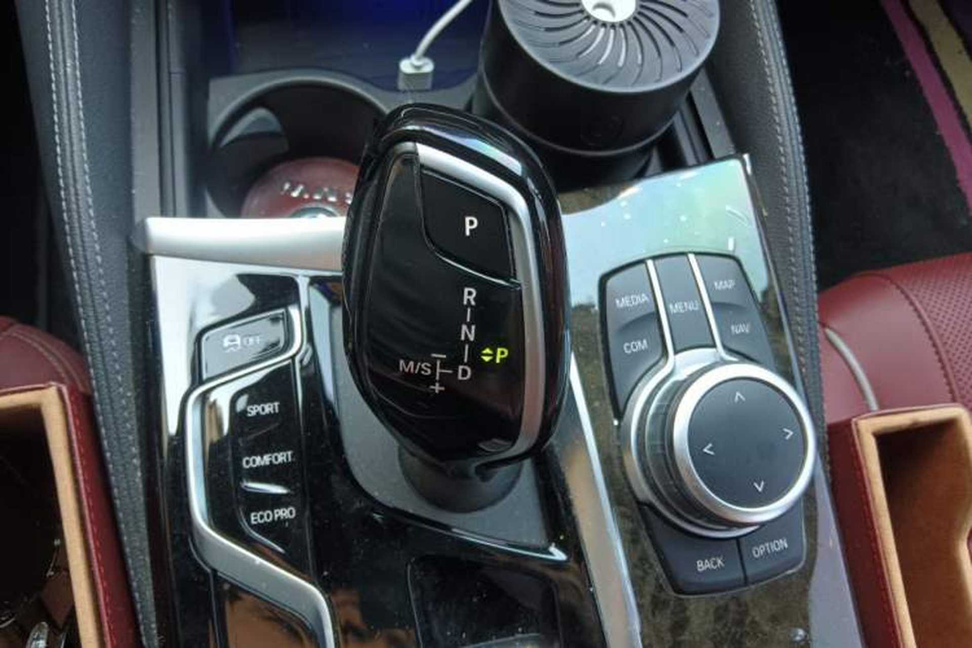 Used BMW 5 Series 2022 Restyled 530Li Leading Edition M Sport Package Gear Lever