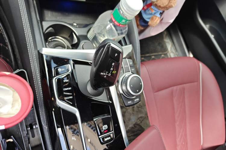 Used BMW 5 Series 2022 Restyled 525Li M Sport Package Gear Lever