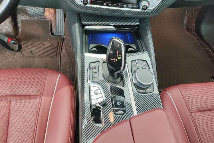 Used BMW 5 Series 2022 Restyled 525Li M Sport Package Gear Lever