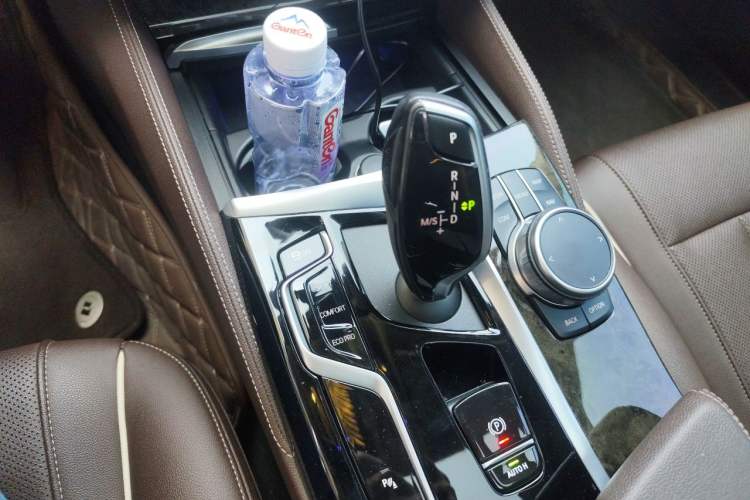 Used BMW 5 Series 2022 Restyled 525Li Luxury Package Gear Lever