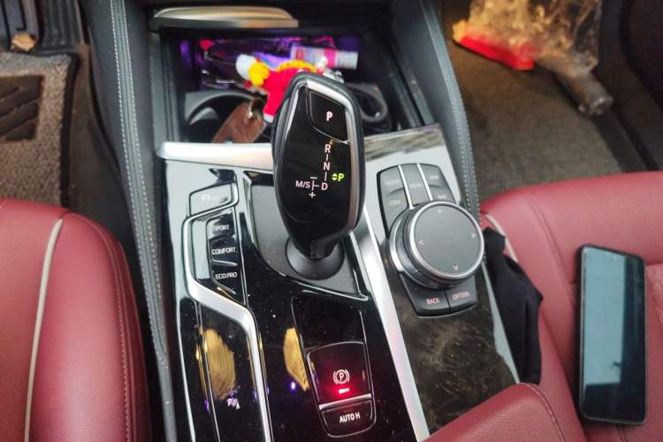 Used BMW 5 Series 2022 525Li M Sport Package Gear Lever