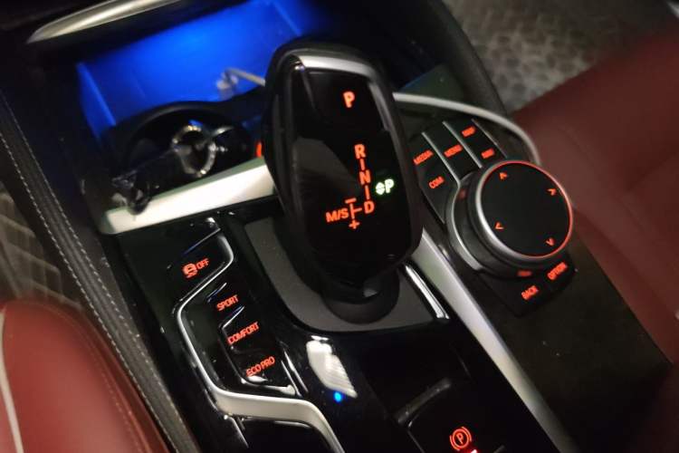 Used BMW 5 Series 2022 Restyled 530Li Leading Edition M Sport Package Gear Lever