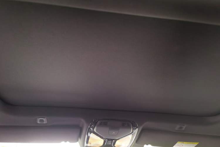 Used BMW 5 Series 2022 Restyled 525Li M Sport Package Headliner