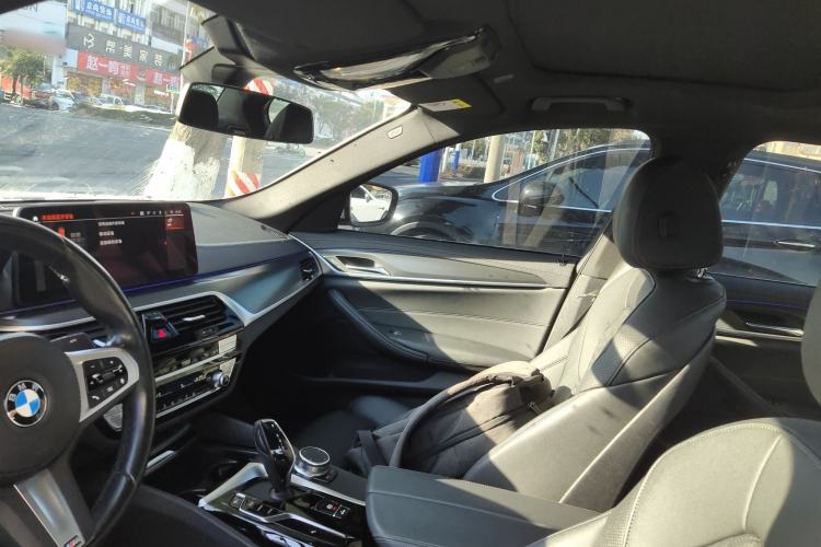 Used BMW 5 Series 2022 Second Facelift 525i M Sport Package Headliner