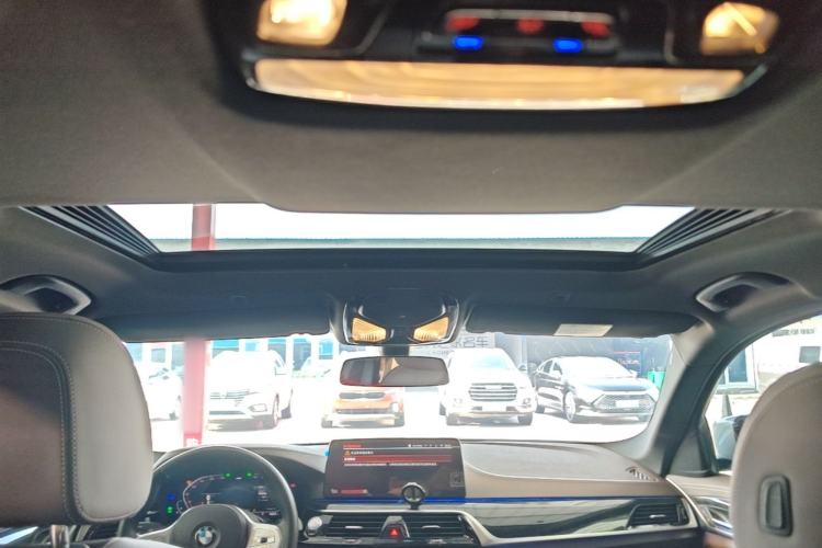 Used BMW 5 Series 2022 Second Facelift 525Li M Sport Package Headliner