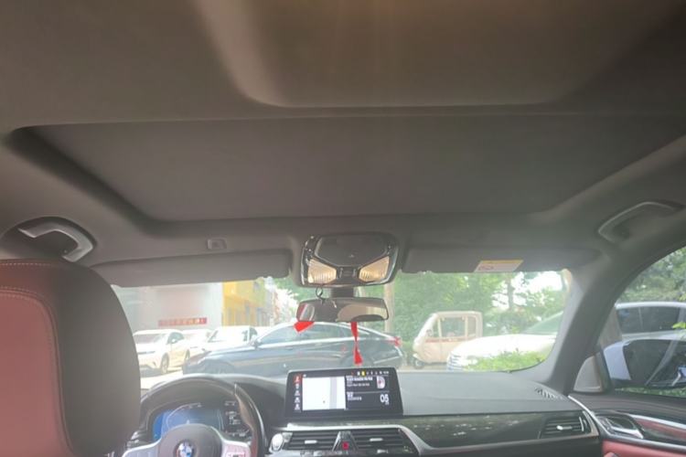 Used BMW 5 Series 2022 Second Facelift 525Li M Sport Package Headliner