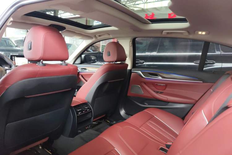 Used BMW 5 Series 2022 Second Facelift 530Li Leading Edition Luxury Package Headliner