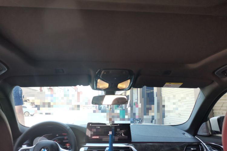 Used BMW 5 Series 2022 Restyled 525Li Luxury Package Headliner
