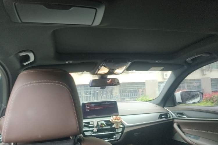 Used BMW 5 Series 2022 Restyled 530Li Leading Edition M Sport Package Headliner