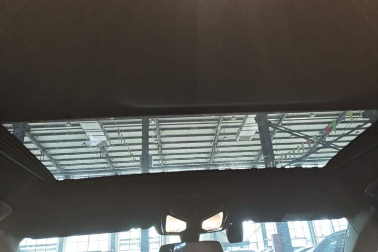 Used BMW 5 Series 2022 Second Facelift 525Li M Sport Package Headliner