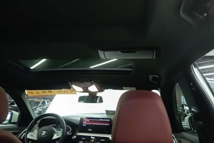 Used BMW 5 Series 2022 Second Facelift 530Li Leading Edition M Sport Package Headliner