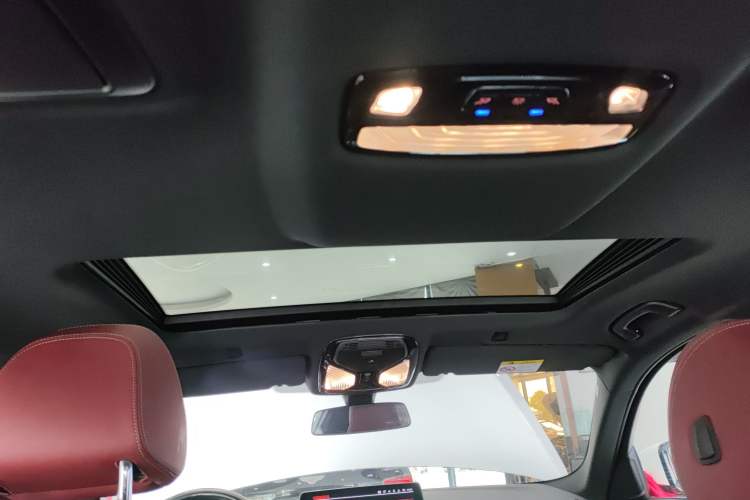 Used BMW 5 Series 2022 Restyled 525Li M Sport Package Headliner