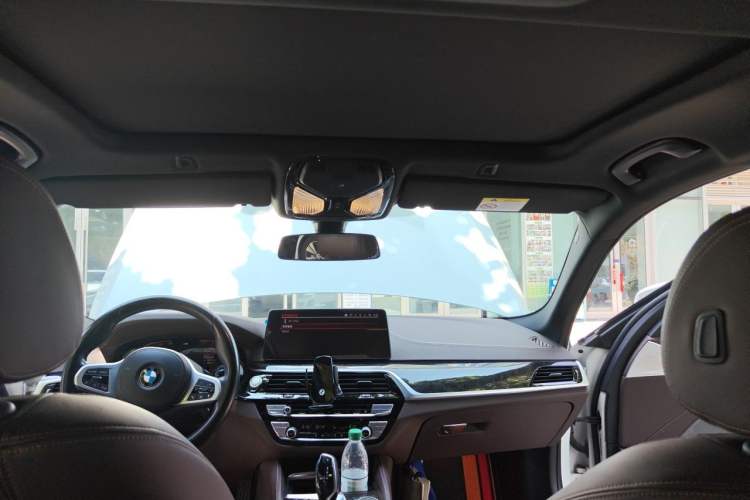 Used BMW 5 Series 2022 Restyled 525Li M Sport Package Headliner