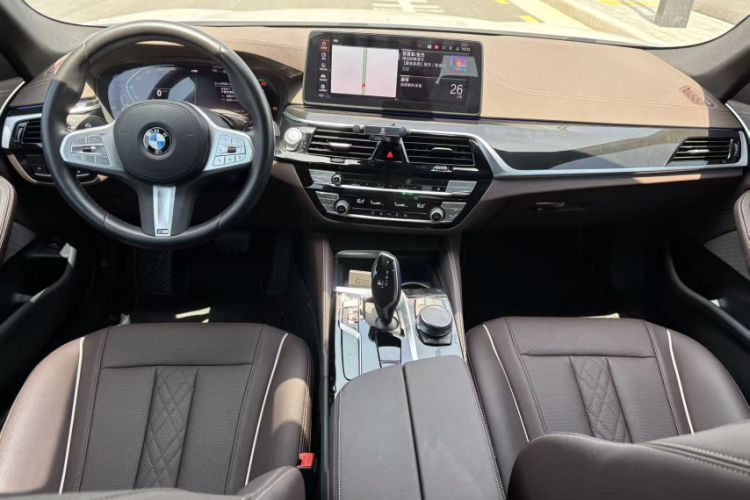Used BMW 5 Series 2022 Second Facelift 525Li M Sport Package Interior 1