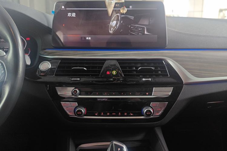 Used BMW 5 Series 2022 Updated 530Li Leading Edition Luxury Package Interior 1