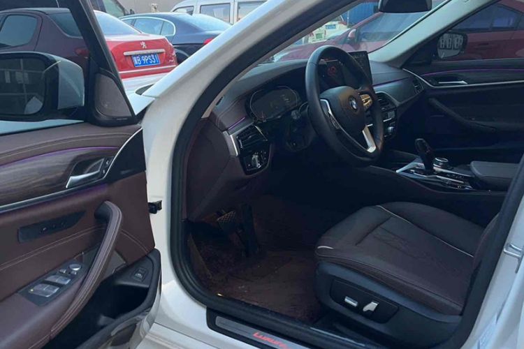Used BMW 5 Series 2022 Updated 530Li Leading Edition Luxury Package Interior 1