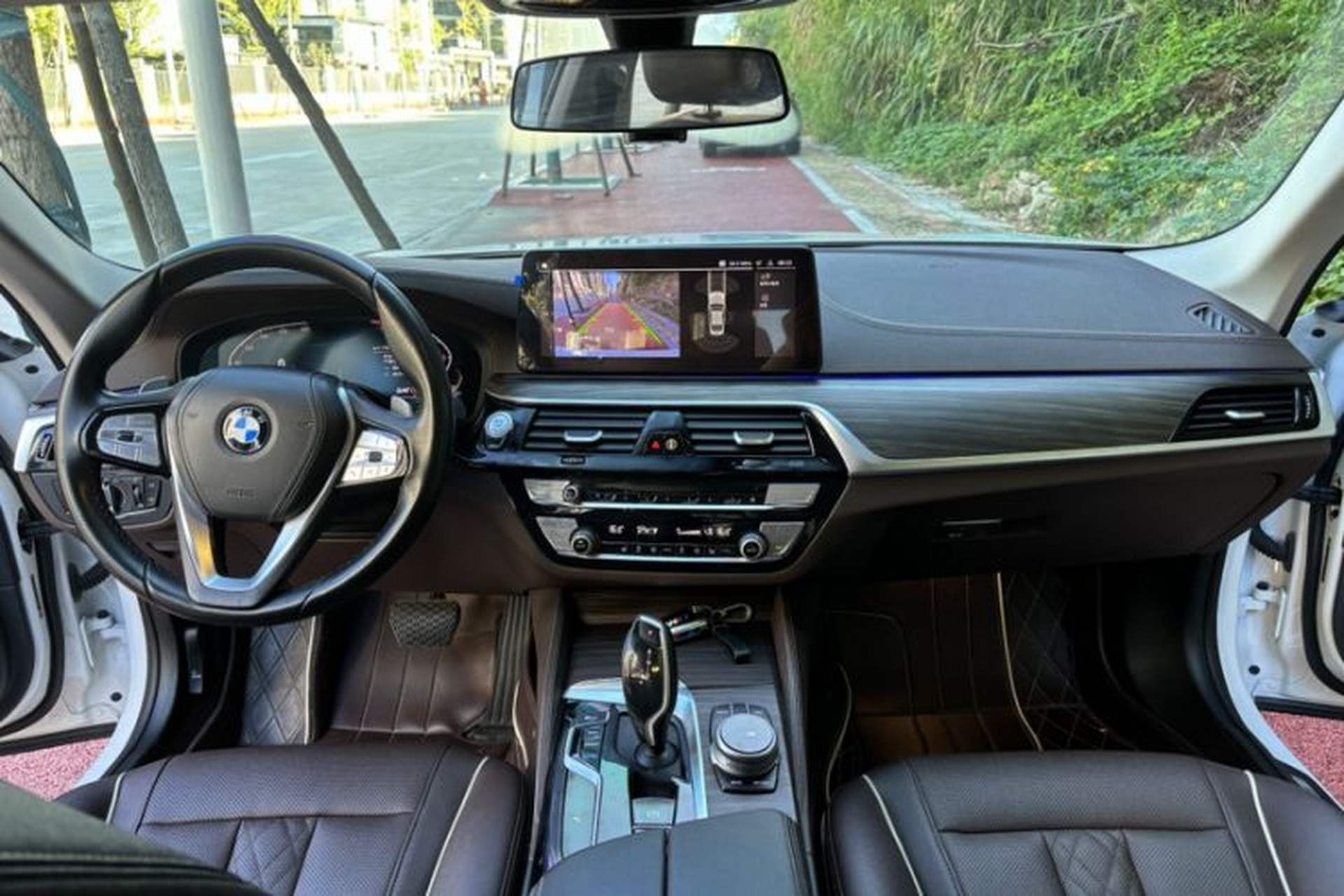 Used BMW 5 Series 2022 Updated 530Li Leading Edition Luxury Package Interior 1