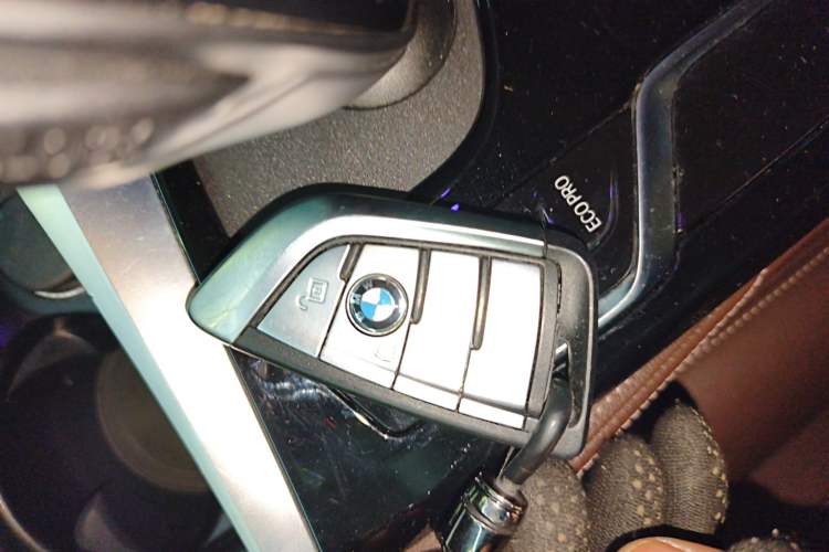 Used BMW 5 Series 2022 Second Facelift 525Li M Sport Package Interior 1