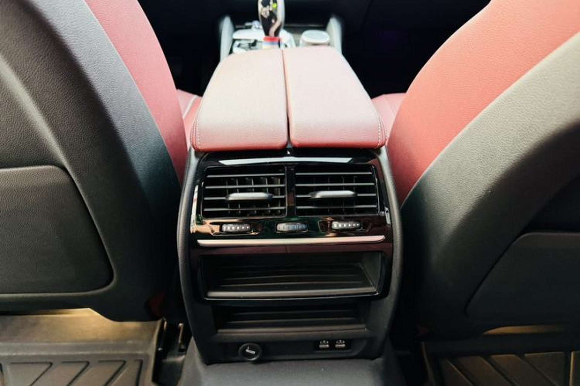 Used BMW 5 Series 2022 Second Facelift 525Li M Sport Package Interior 11