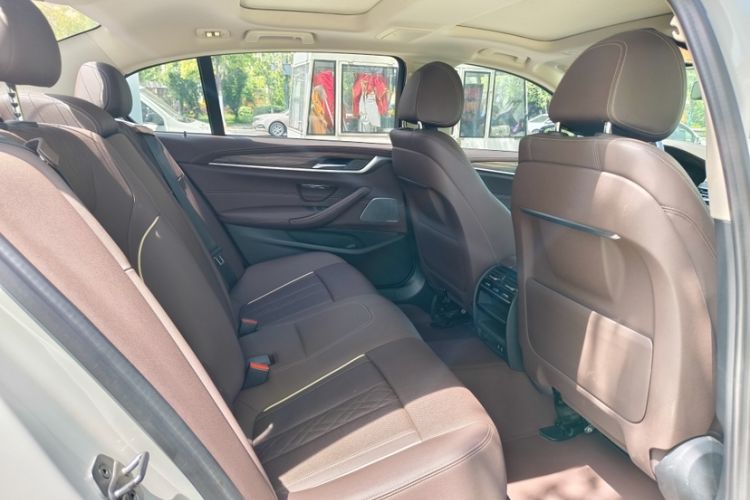 Used BMW 5 Series 2022 Second Facelift 530Li Leading Edition M Sport Package Interior 12