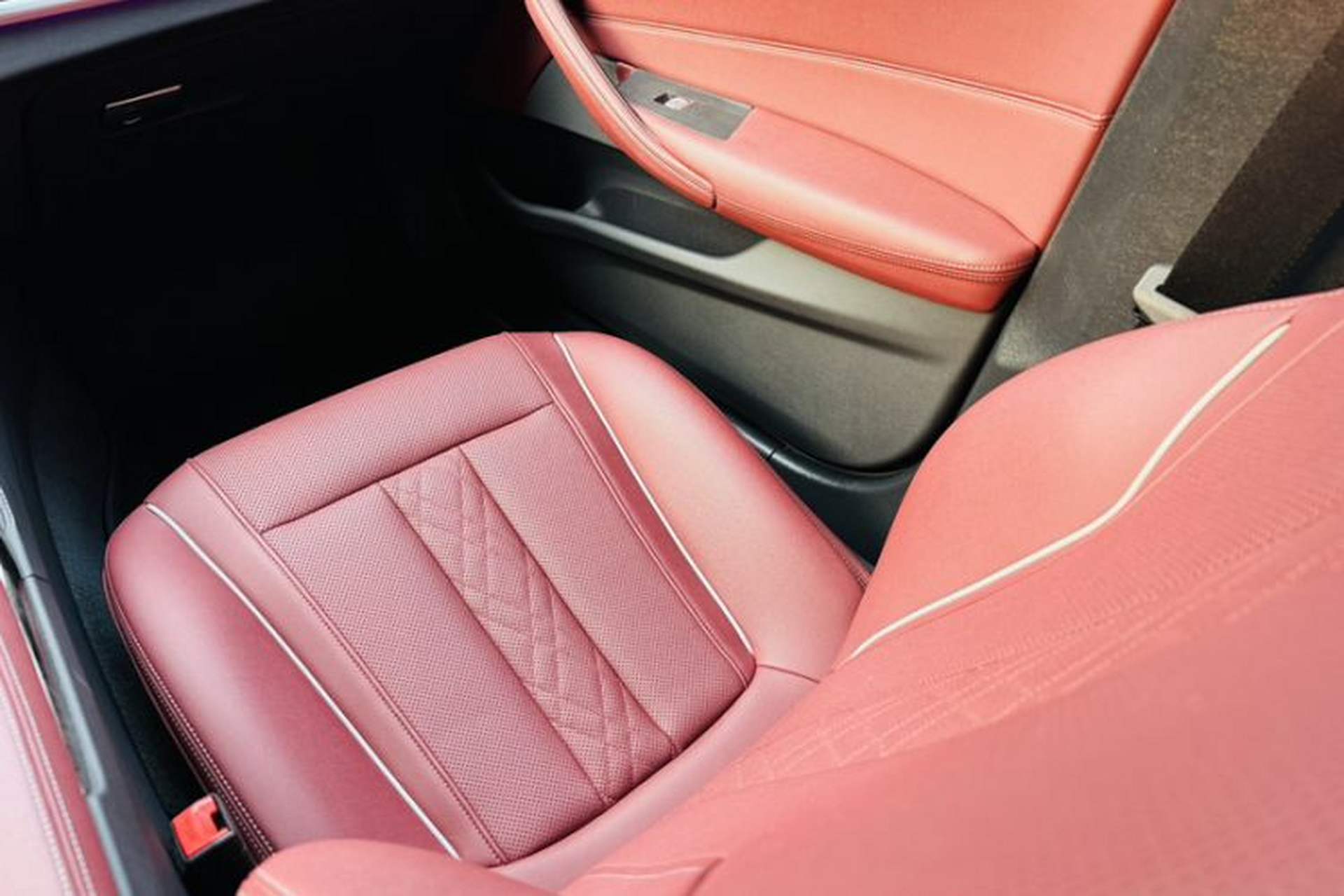 Used BMW 5 Series 2022 Second Facelift 525Li M Sport Package Interior 12