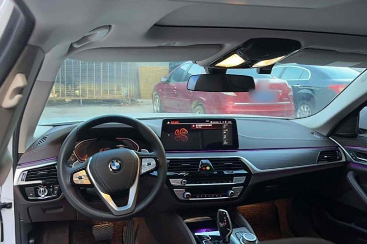 Used BMW 5 Series 2022 Updated 530Li Leading Edition Luxury Package Interior 2