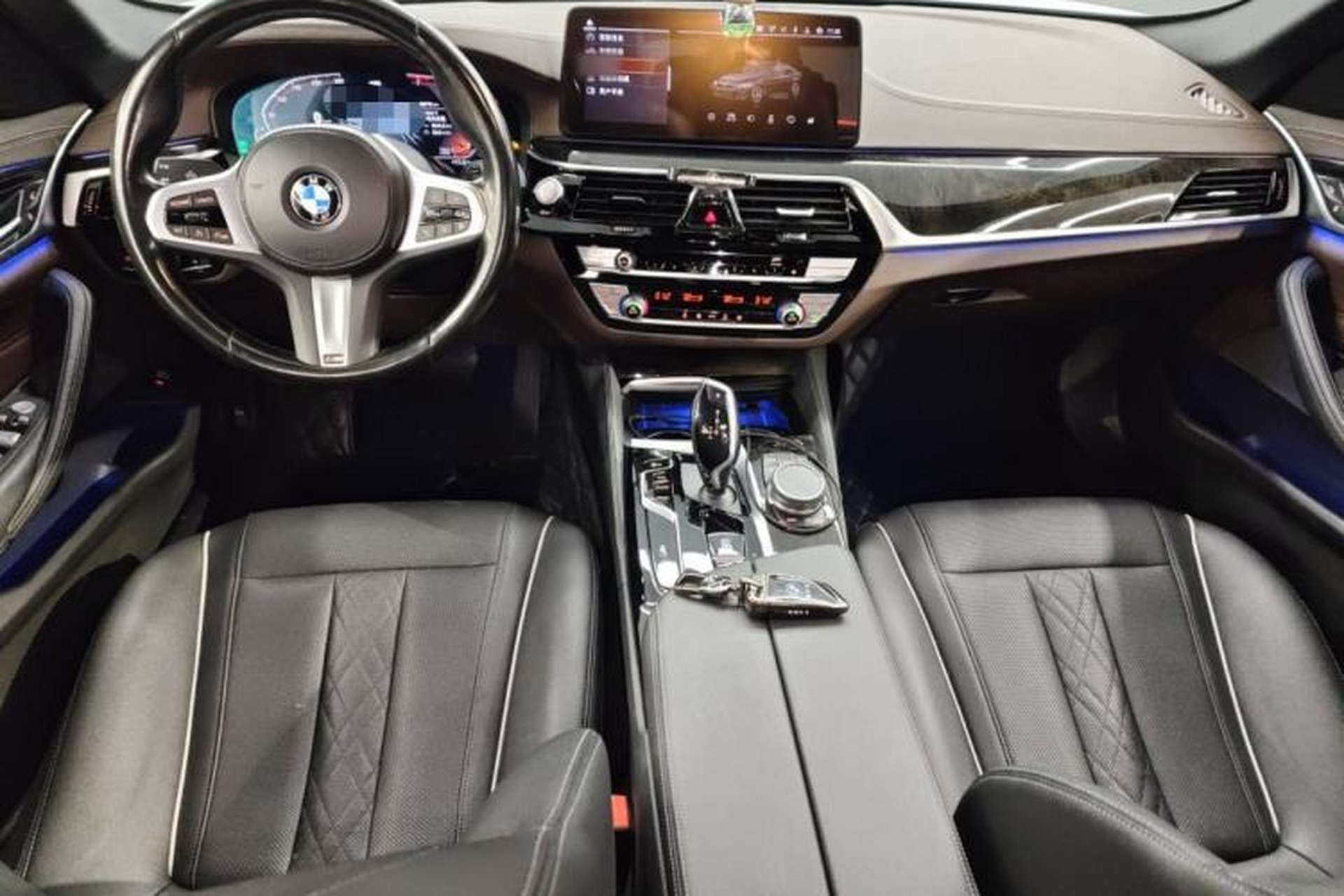 Used BMW 5 Series 2022 Restyled 525Li M Sport Package Interior 2