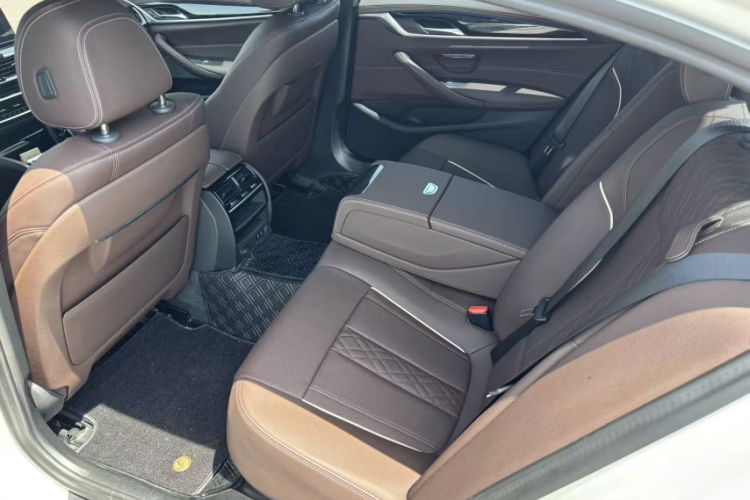 Used BMW 5 Series 2022 Second Facelift 525Li M Sport Package Interior 3