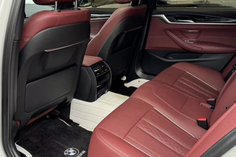 Used BMW 5 Series 2022 Second Facelift 525Li M Sport Package Interior 3