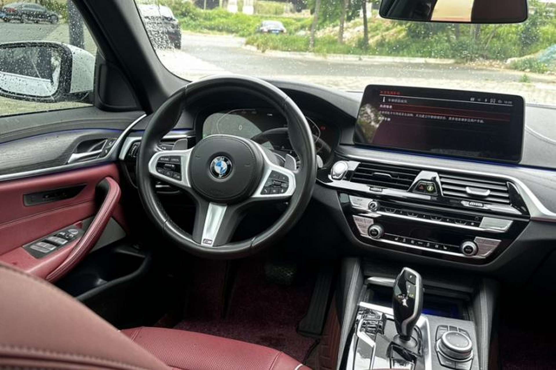 Used BMW 5 Series 2022 Restyled 530Li Leading Edition M Sport Package Interior 4