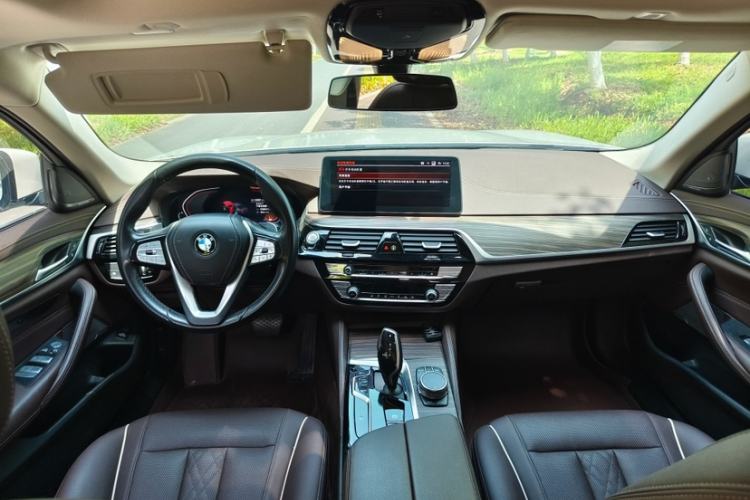Used BMW 5 Series 2022 Second Facelift 530Li Leading Edition M Sport Package Interior 8