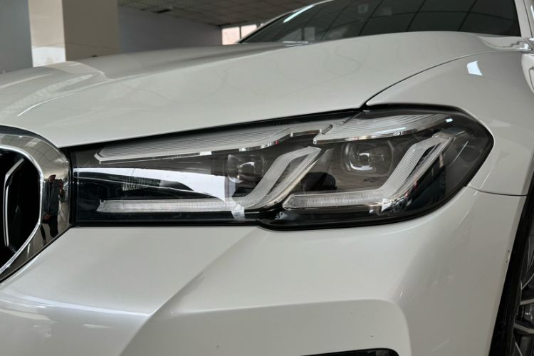 Used BMW 5 Series 2022 Second Facelift 525Li M Sport Package Left Front Headlight