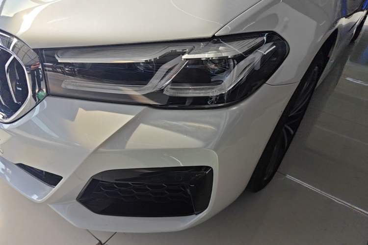 Used BMW 5 Series 2022 Second Facelift 530Li Leading Edition M Sport Package Left Front Headlight