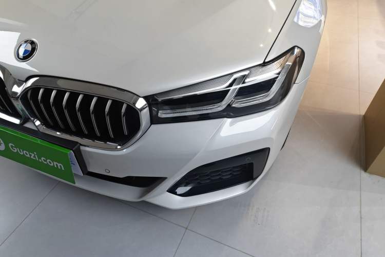 Used BMW 5 Series 2022 Restyled 530Li Leading Edition M Sport Package Left Front Headlight