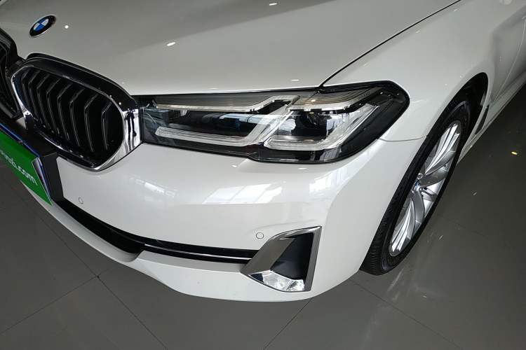 Used BMW 5 Series 2022 Restyled 525Li Luxury Package Left Front Headlight