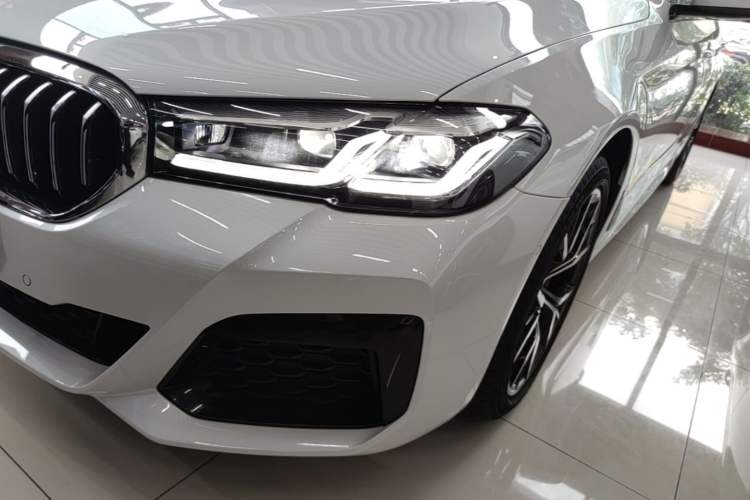 Used BMW 5 Series 2022 Second Facelift 530Li Luxury Version M Sport Package Left Front Headlight