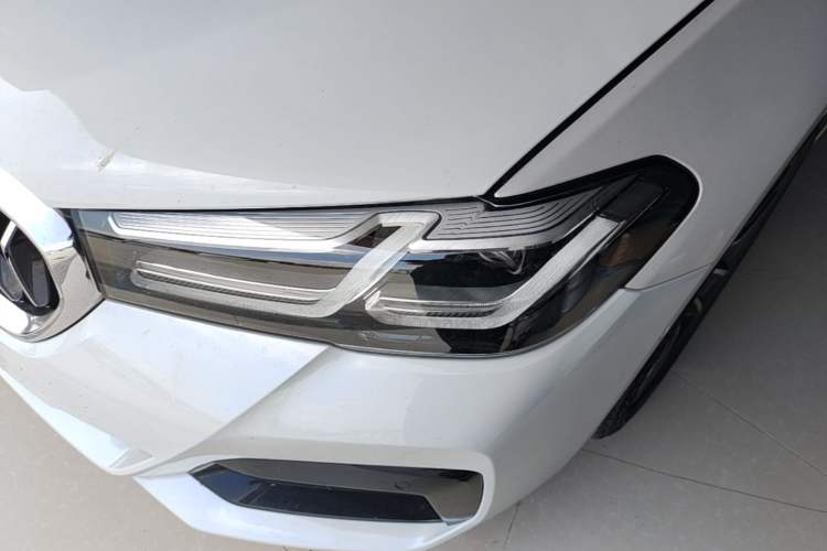 Used BMW 5 Series 2022 Restyled 525Li M Sport Package Left Front Headlight