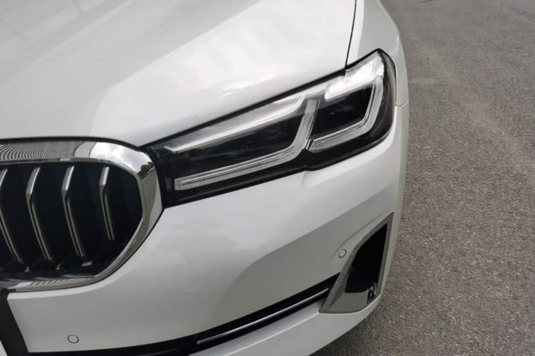 Used BMW 5 Series 2022 Updated 530Li Leading Edition Luxury Package Left Front Headlight