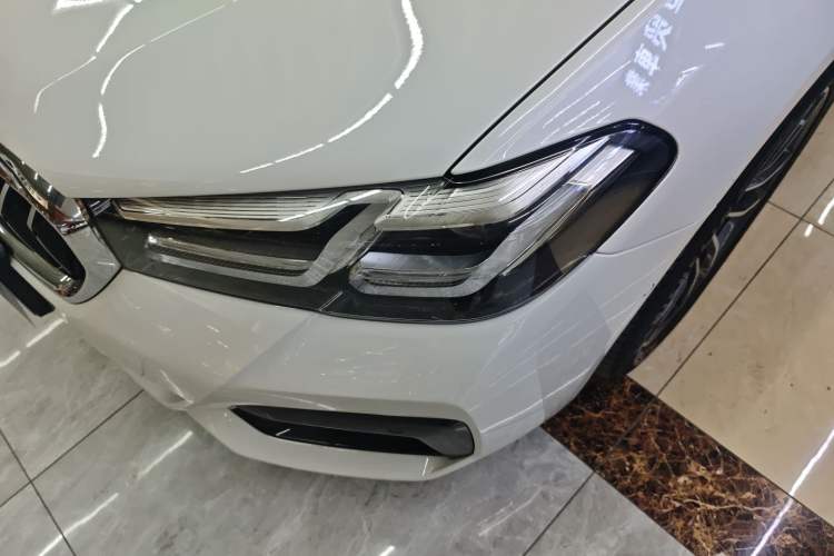 Used BMW 5 Series 2022 Second Facelift 525Li M Sport Package Left Front Headlight