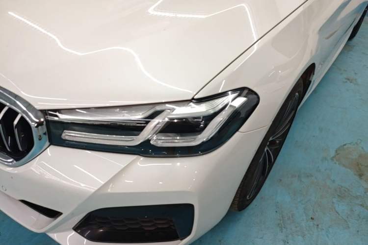 Used BMW 5 Series 2022 Restyled 530Li Leading Edition M Sport Package Left Front Headlight